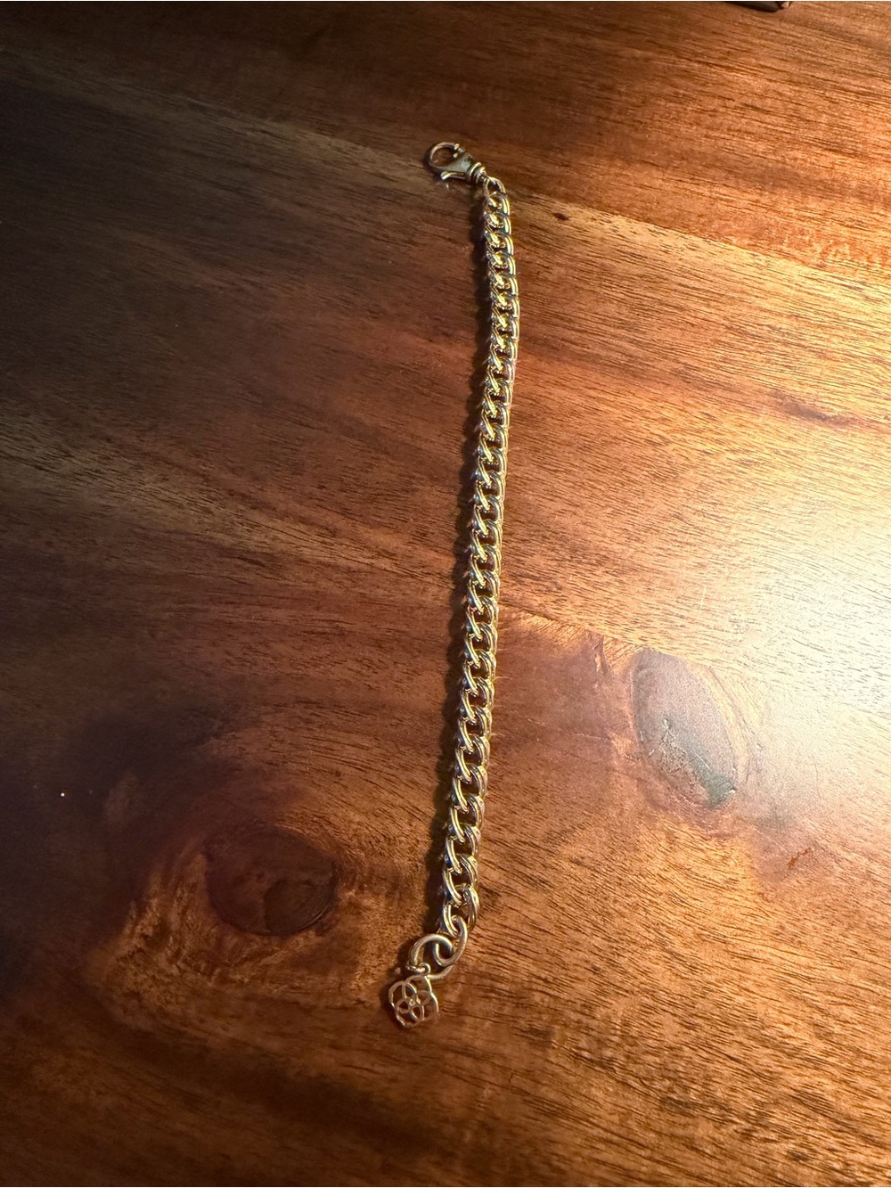 Kendra Scott Gold Link Bracelet with Floral Charm